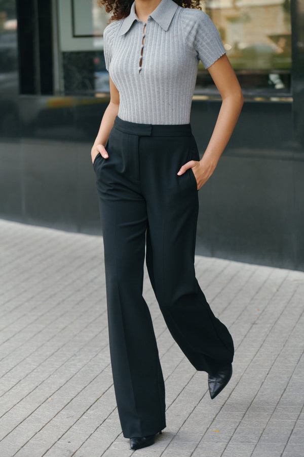 NEWPORT WIDE RIB SHORT SLEEVES COLLAR BUTTON UP KNIT TOP