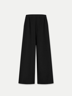 Chatswood Wide Pleat Pants Black made of 58% Viscose 42% Nylon 